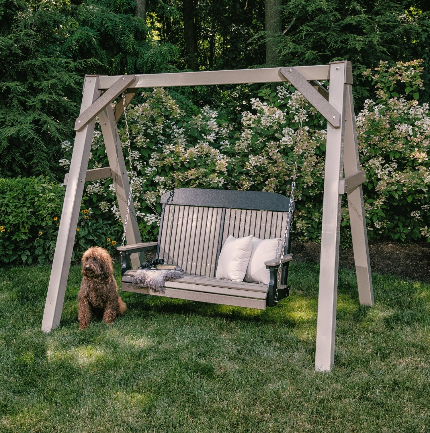 LuxCraft 4' Classic Swing