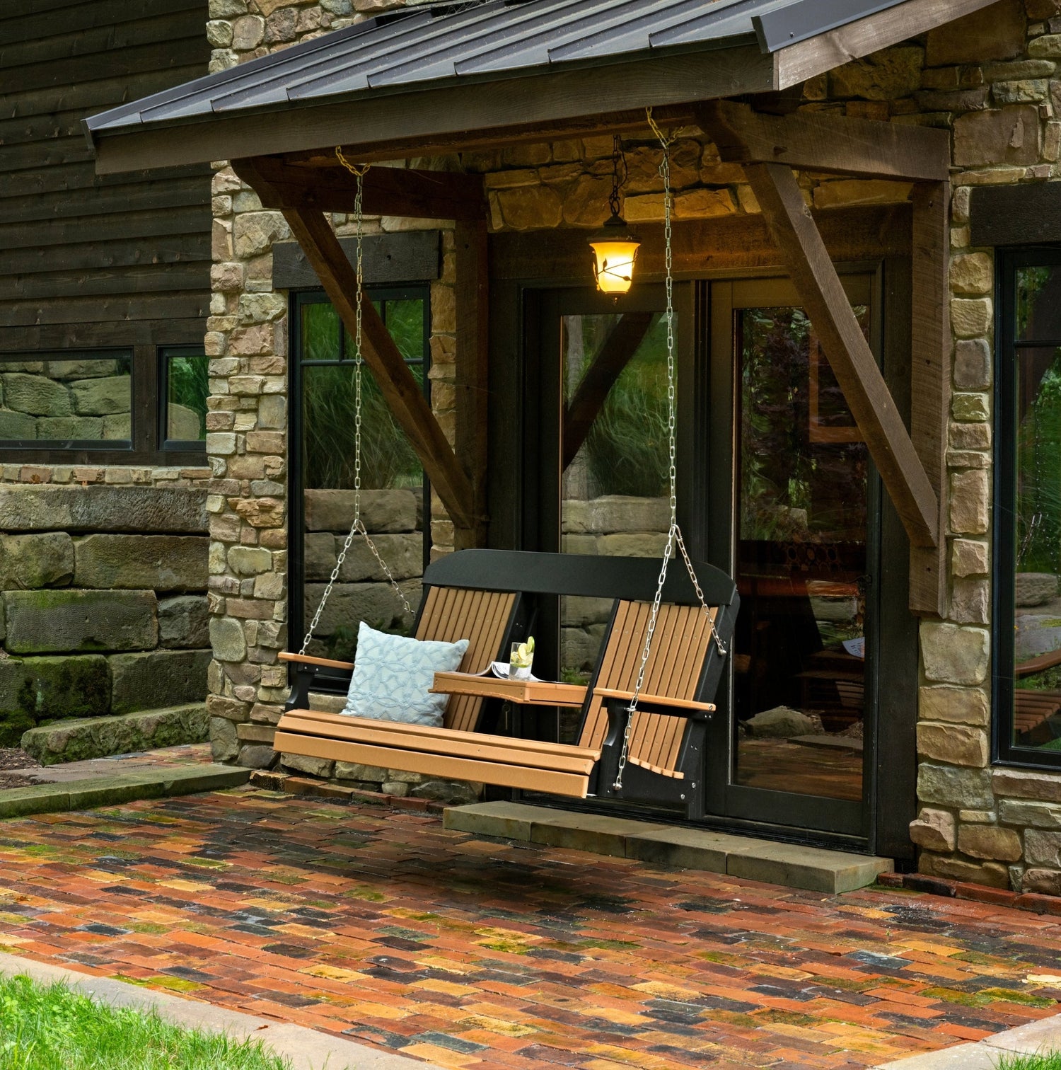 LuxCraft 5' Classic Swing