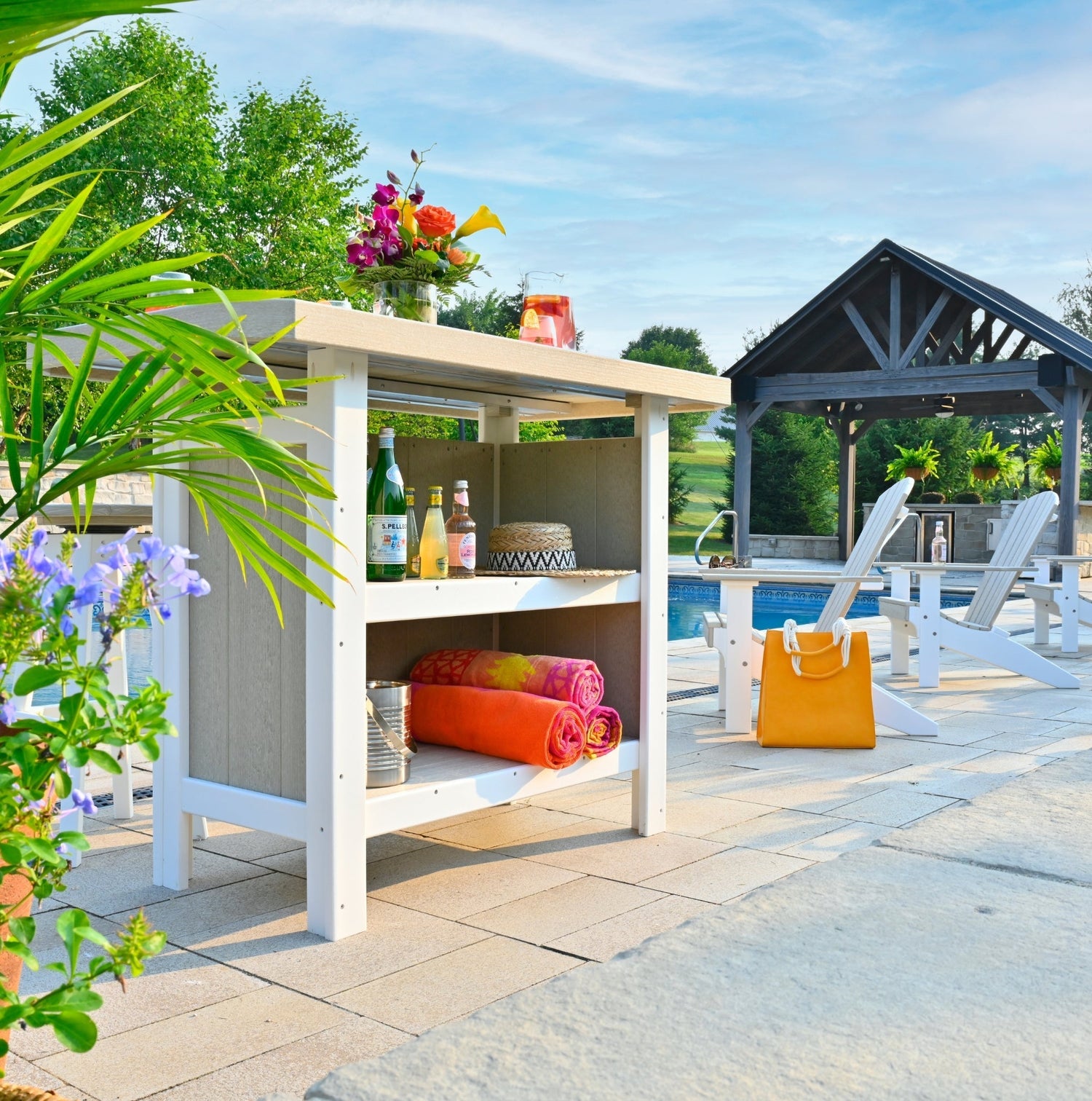 LuxCraft Serving Bar