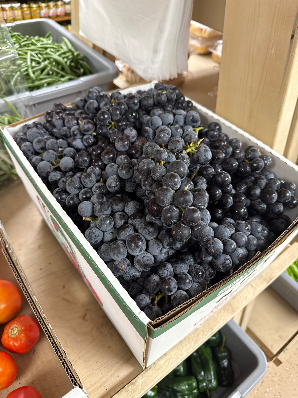 Concord Grapes - 1/2 bu box